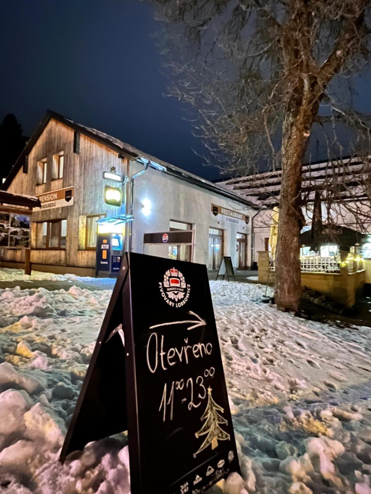 Penzion A Restaurace U Sousedu Strázny Exterior foto