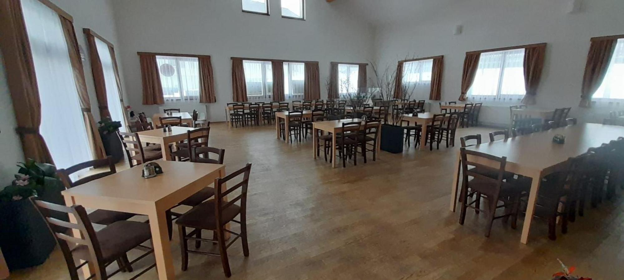 Penzion A Restaurace U Sousedu Strázny Exterior foto